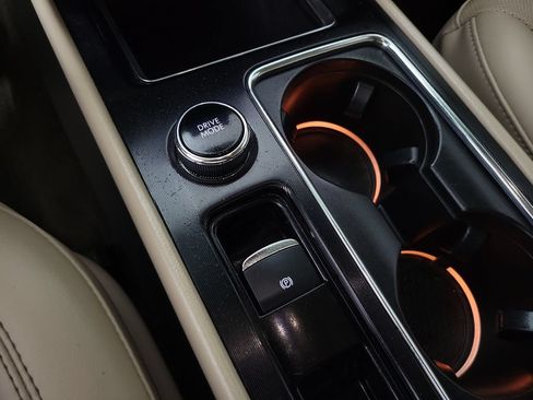 Certified 2022 Lincoln Corsair FWD w/ Premium Package image 35