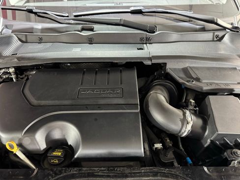 Used 2020 Jaguar E-PACE SE image 25