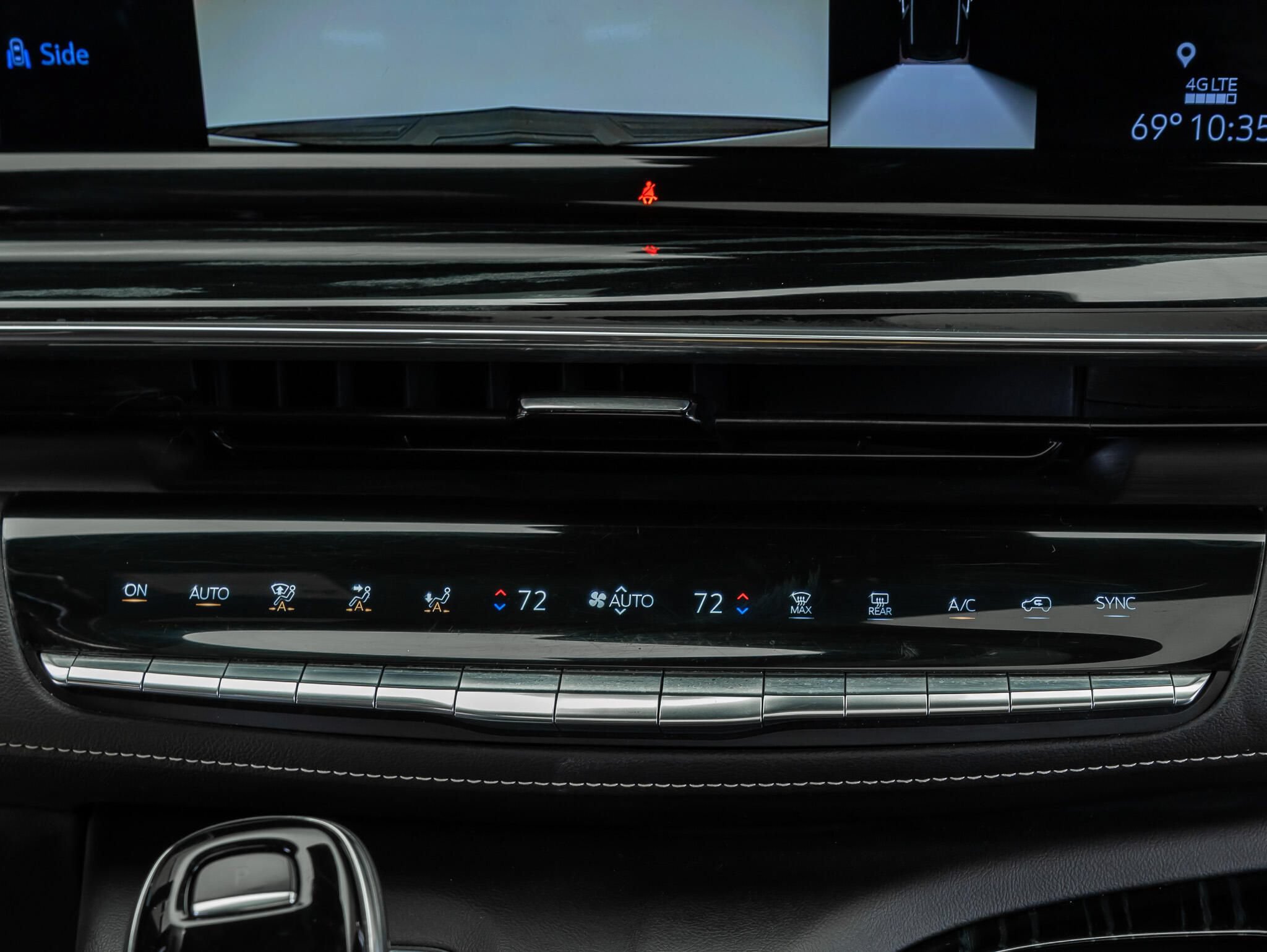 Used 2023 Cadillac Escalade Sport AWD/4WD image 23
