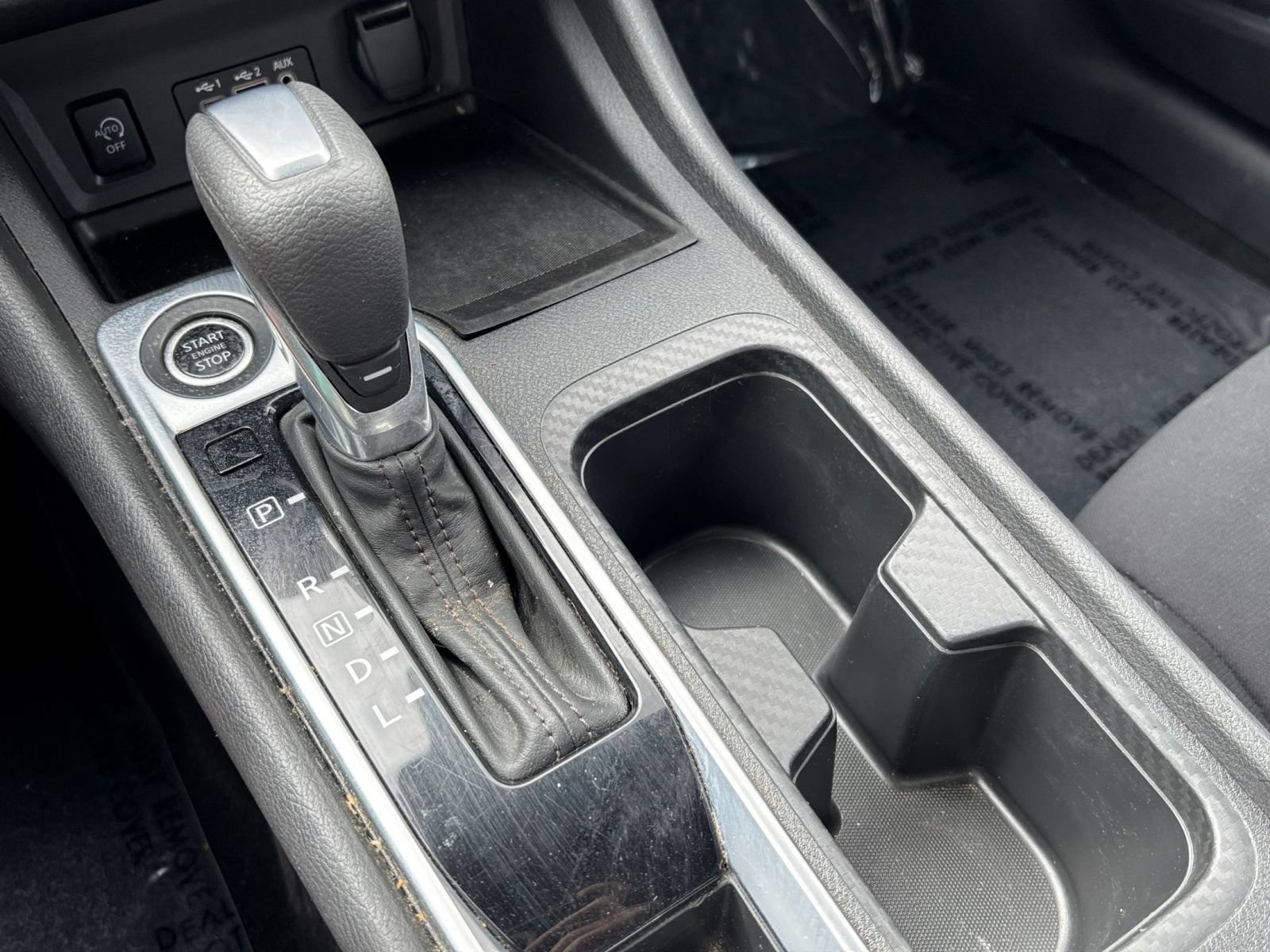 Used 2025 Nissan Sentra SV FWD image 38