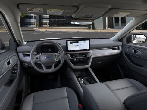 New 2026 Ford Explorer Active w/ Active Comfort Package image 9