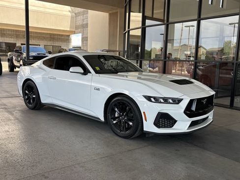 Used 2024 Ford Mustang GT RWD image 6