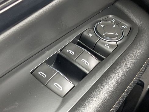 Used 2025 Chevrolet Tahoe Premier image 23