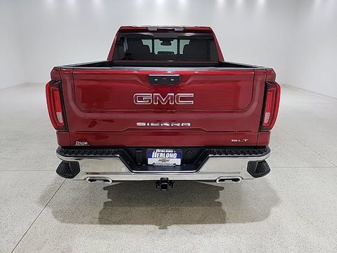 Used 2026 GMC Sierra 1500 SLT w/ SLT Premium Plus Package AWD/4WD image 4