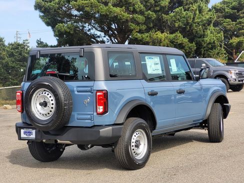 New 2025 Ford Bronco 4-Door image 5