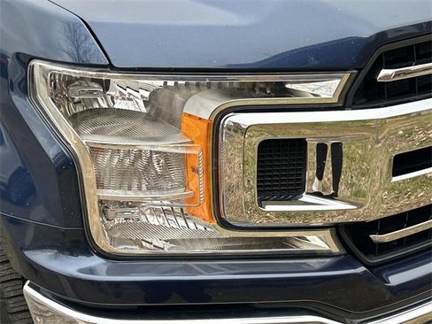 Used 2018 Ford F150 XLT image 8