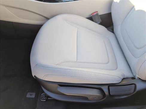 New 2026 Hyundai Tucson SE image 4