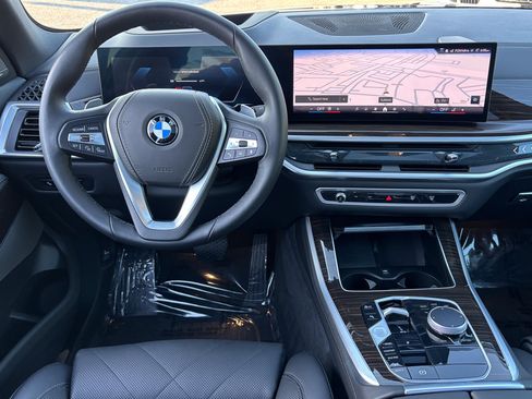 Certified 2024 BMW X5 xDrive40i w/ Premium Package AWD/4WD image 21