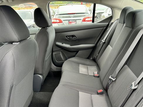 Used 2025 Nissan Sentra SV image 32