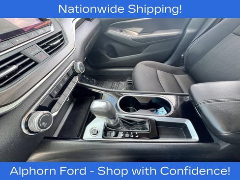 Used 2024 Nissan Altima 2.5 SV FWD image 22