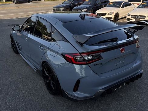 Used 2024 Honda Civic Type R image 14