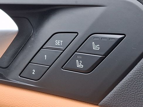 Used 2022 BMW X5 M50i AWD/4WD image 24