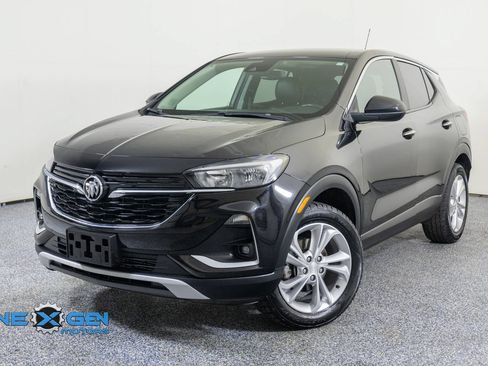 Used 2022 Buick Encore GX Preferred w/ Cold Weather Comfort Package AWD/4WD image 3