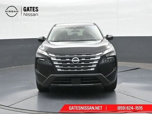 New 2026 Nissan Rogue SV image 5