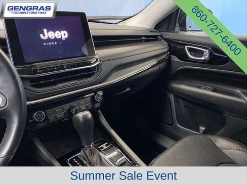 Certified 2022 Jeep Compass Trailhawk w/ Trailhawk Elite Group AWD/4WD image 16