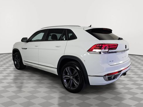Used 2021 Volkswagen Atlas Cross Sport SE w/ Panoramic Sunroof Package FWD image 6