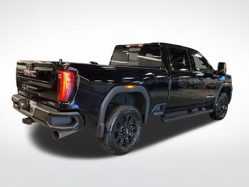 Used 2024 GMC Sierra 2500 AT4 w/ Max Trailering Package AWD/4WD image 5