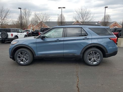 New 2026 Ford Explorer Active image 36