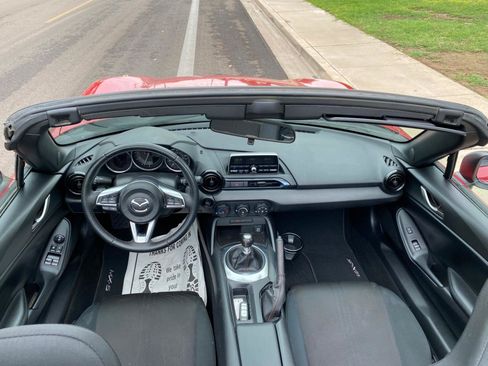 Used 2016 MAZDA MX-5 Miata Sport RWD image 59