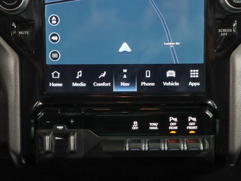 Used 2024 RAM 2500 Big Horn w/ Night Edition image 21