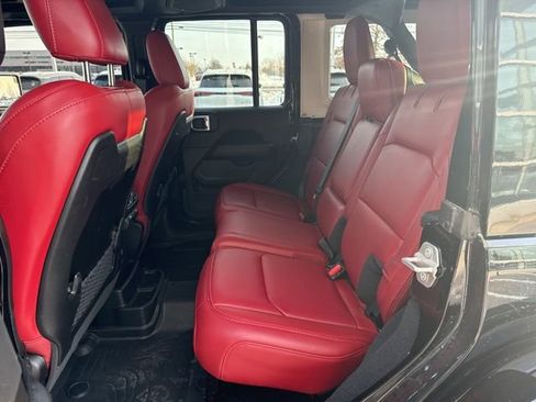 Used 2024 Jeep Wrangler Unlimited Rubicon 392 image 10