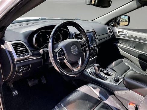 Used 2020 Jeep Grand Cherokee Limited AWD/4WD image 22