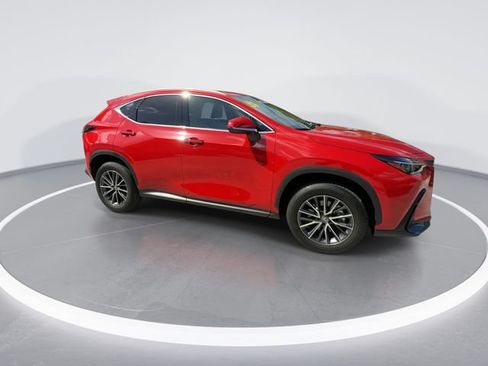Used 2025 Lexus NX 250 FWD image 9