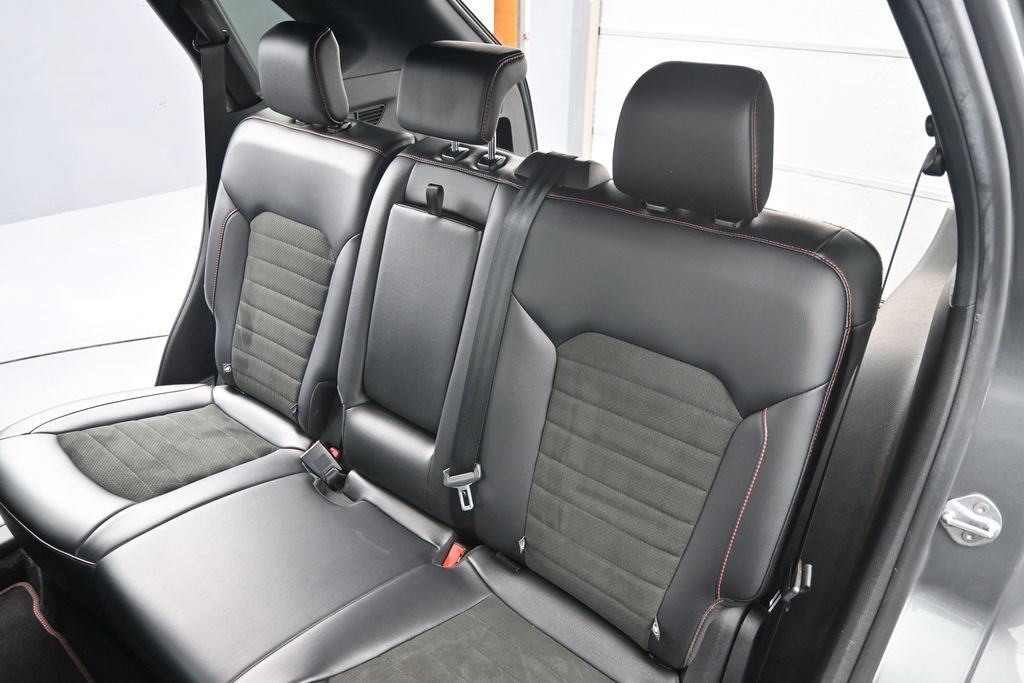Used 2024 Ford Edge ST-Line AWD/4WD image 25