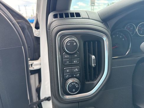 Used 2019 Chevrolet Silverado 1500 RST w/ All-Star Edition AWD/4WD image 18