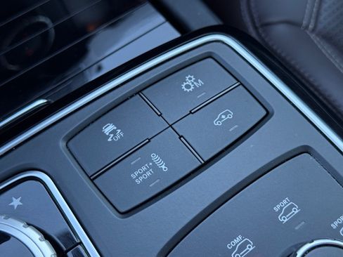 Used 2018 Mercedes-Benz GLS 63 AMG 4MATIC image 35