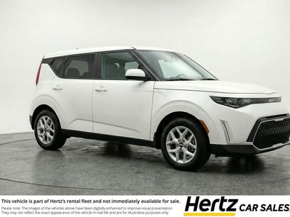 Used 2025 Kia Soul LX w/ LX Technology Package