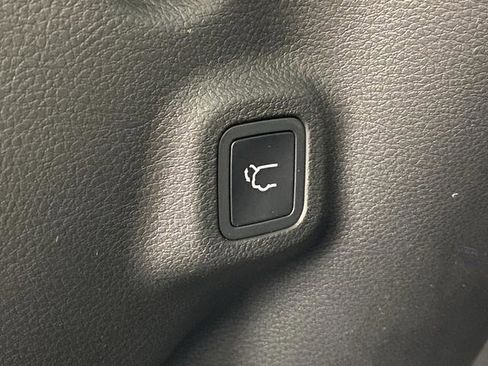 New 2026 Jeep Compass Latitude image 15