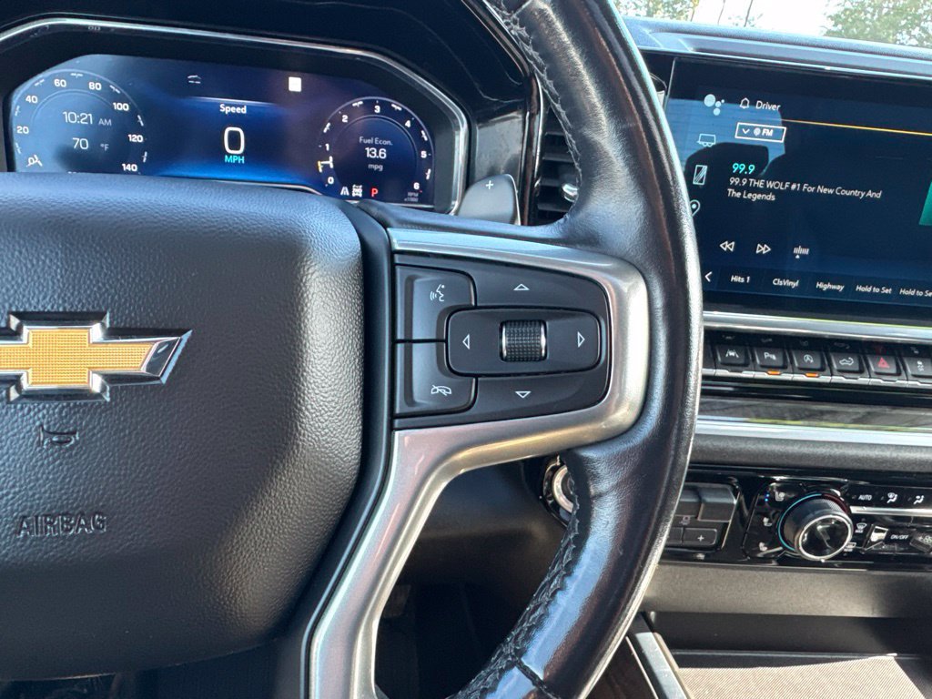 Used 2022 Chevrolet Silverado 1500 LTZ w/ LTZ Premium Package AWD/4WD image 31