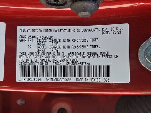 Used 2021 Toyota Tacoma SR5 AWD/4WD image 26