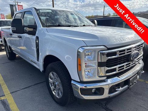 Used 2024 Ford F250 XL w/ XL Chrome Package image 1