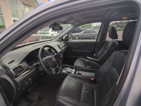 Certified 2020 Honda Pilot Elite image 2