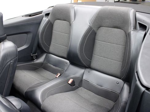 Used 2024 Ford Mustang Convertible image 13