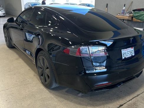 Used 2021 Tesla Model S Plaid image 11