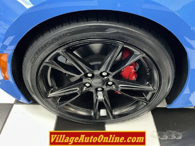 Used 2022 Chevrolet Camaro LT w/ RS Package RWD image 10
