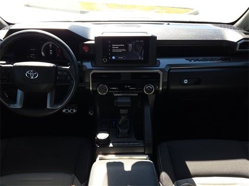 Used 2024 Toyota Tacoma TRD Sport image 12