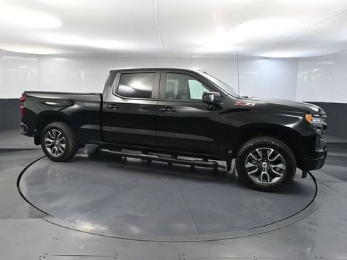 Used 2024 Chevrolet Silverado 1500 RST AWD/4WD image 4