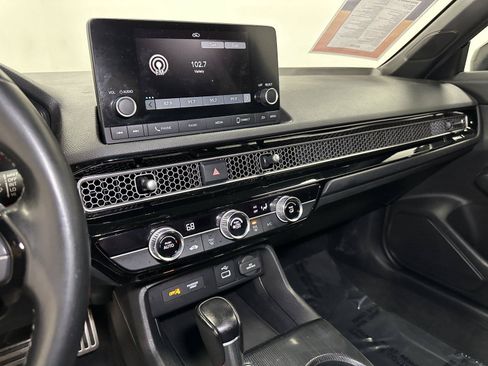 Certified 2022 Honda Civic Sport image 27