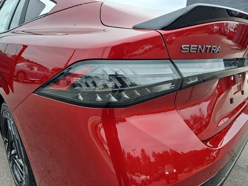 New 2026 Nissan Sentra SR w/ SR Premium Package FWD image 37