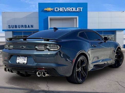 Used 2019 Chevrolet Camaro SS RWD image 4