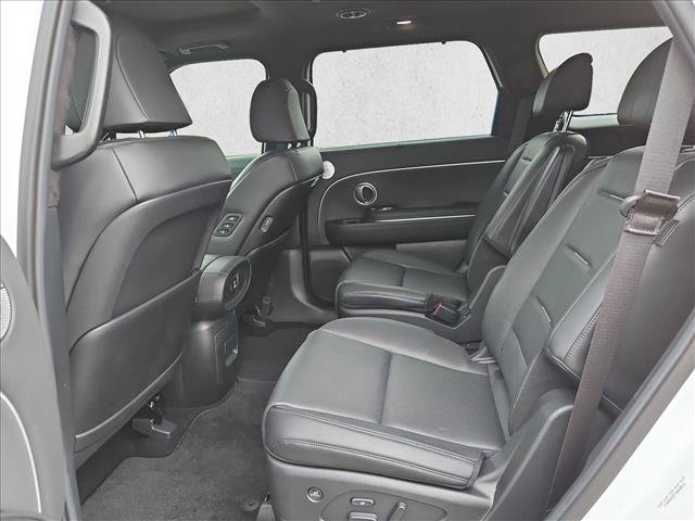 Certified 2026 Hyundai Palisade Calligraphy FWD image 15