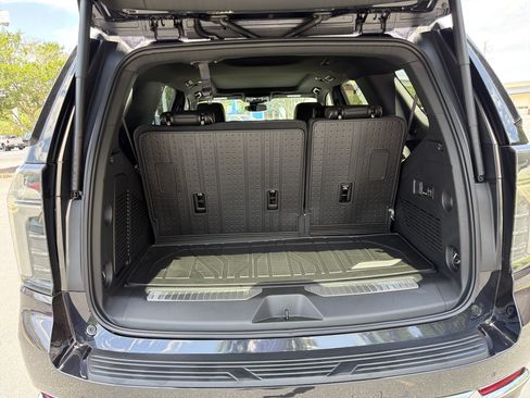 New 2026 Chevrolet Tahoe Premier w/ Sun And Tow Package AWD/4WD image 19