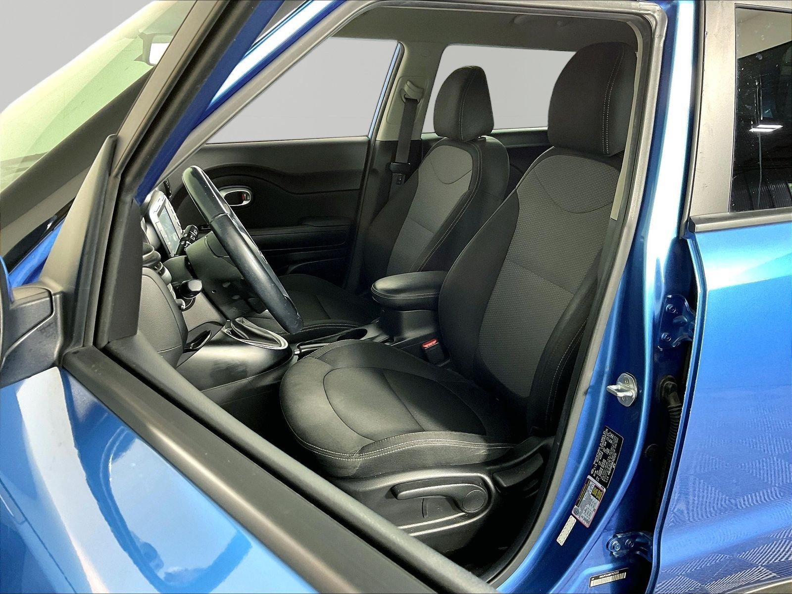 Used 2019 Kia Soul + FWD image 21