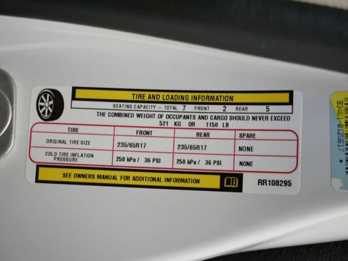 Used 2024 Chrysler Pacifica Touring-L image 54