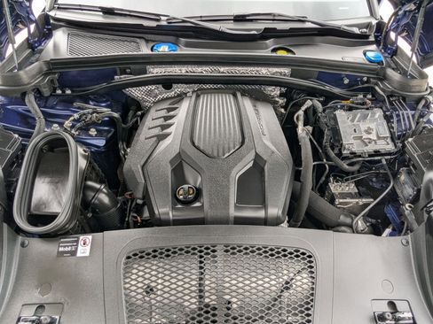 Certified 2026 Porsche Macan image 28