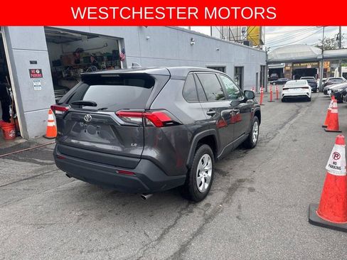 Used 2024 Toyota RAV4 LE FWD image 4